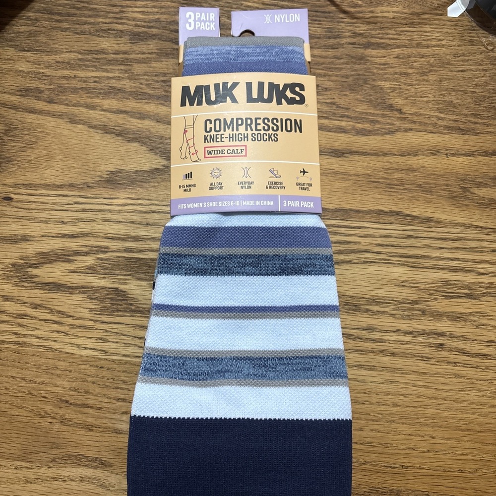 New MUK LUKS 3-Pair Wide Calf Women's Compression Knee High Socks Shoe Size 6-10
